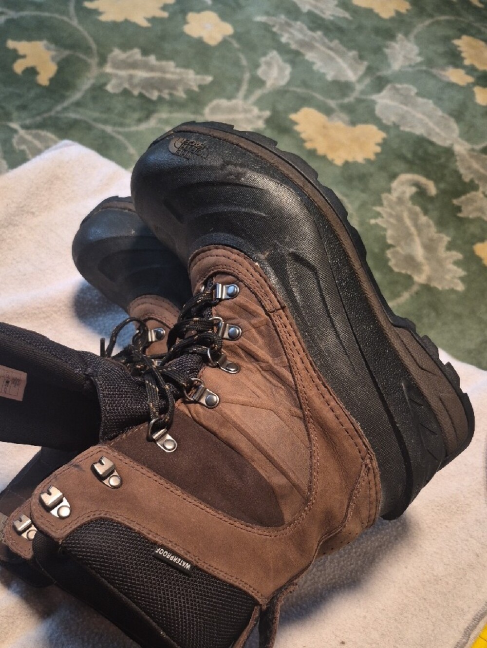 The North Face Brown and Black Men's Insulated Winter Boots - Picture 2 of 9